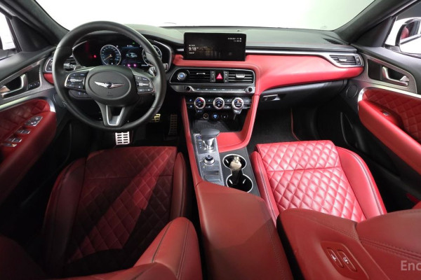 2022 Genesis G70 с пробегом 33 539 км