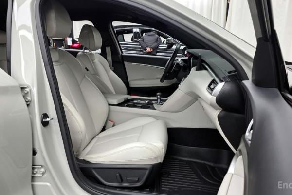 2024 Genesis G70 с пробегом 50 779 км