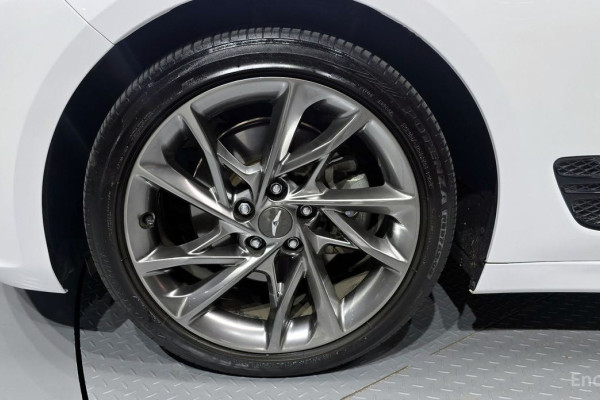 2022 Genesis G70 с пробегом 53 995 км