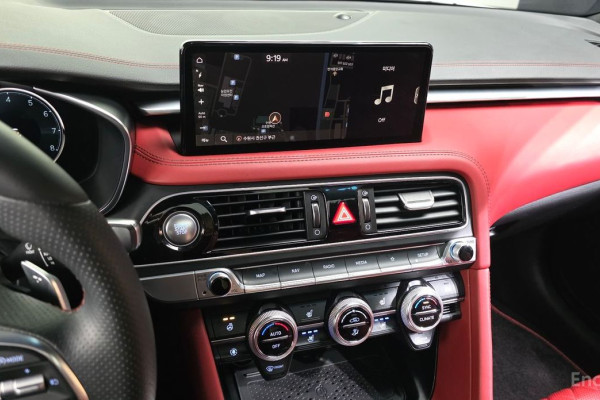 2022 Genesis G70 с пробегом 33 539 км