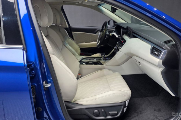 2023 Genesis G70 с пробегом 11 907 км