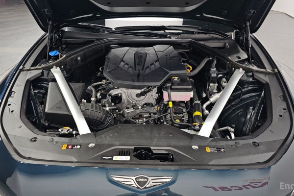 2024 Genesis G70 с пробегом 16 970 км