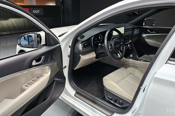 2022 Genesis G70 с пробегом 53 995 км