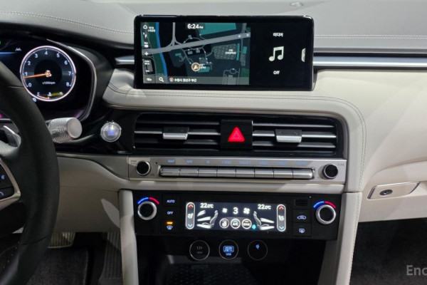 2023 Genesis G70 с пробегом 11 907 км