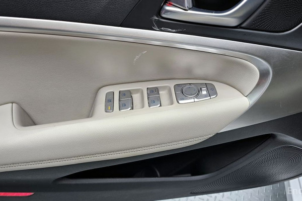 2022 Genesis G70 с пробегом 53 995 км