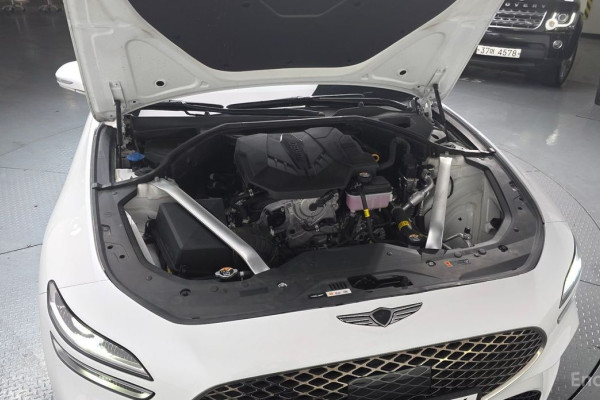 2023 Genesis G70 с пробегом 49 296 км