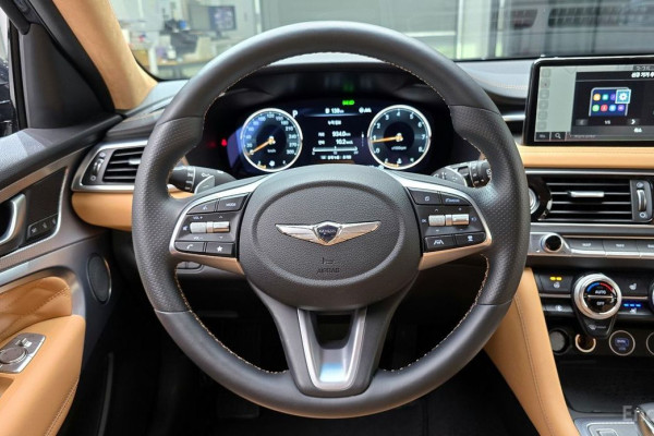 2022 Genesis G70 с пробегом 25 299 км
