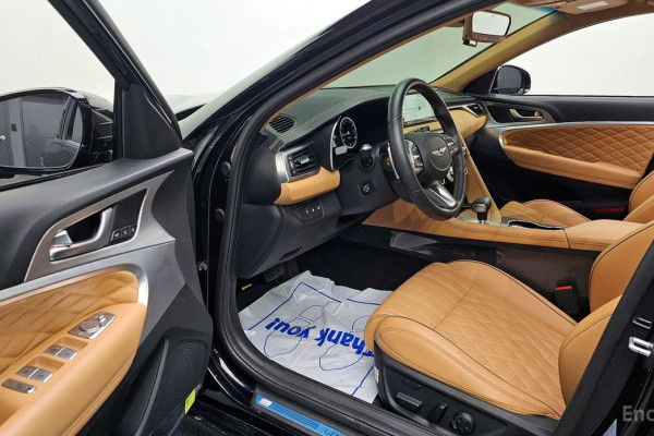2022 Genesis G70 с пробегом 17 048 км