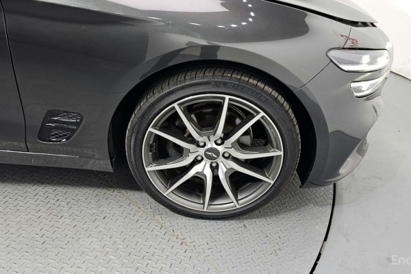 2022 Genesis G70 с пробегом 136 298 км