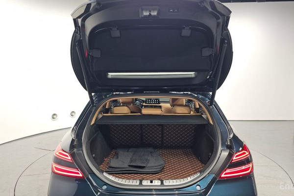 2024 Genesis G70 с пробегом 16 970 км