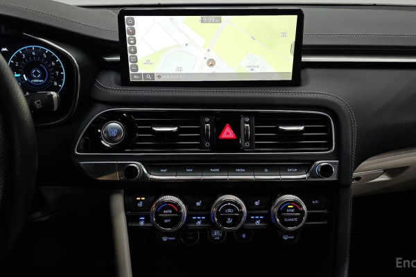 2022 Genesis G70 с пробегом 48 064 км