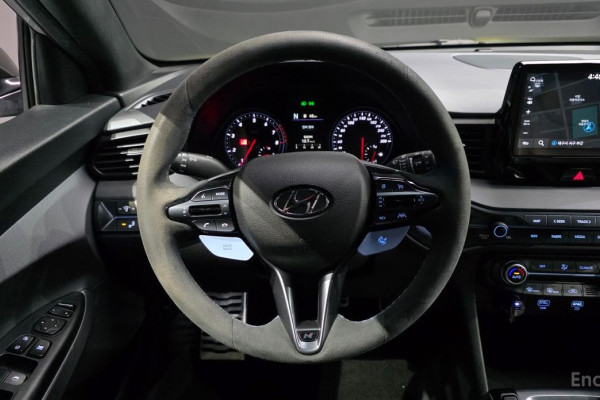 2022 Hyundai Veloster с пробегом 63 837 км
