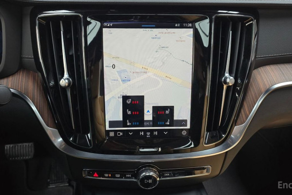 2023 Volvo S60 с пробегом 23 612 км