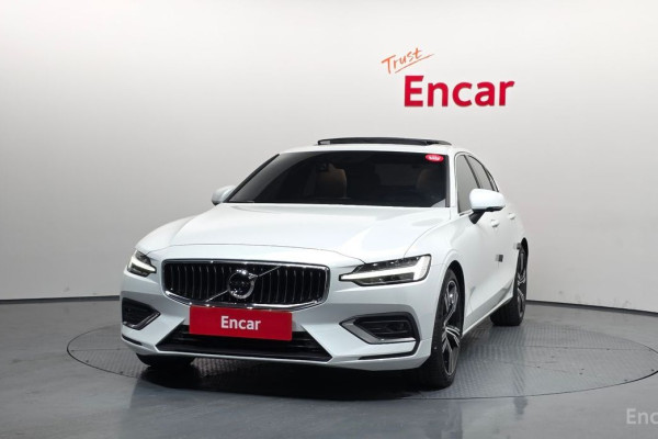 2021 Volvo S60 с пробегом 41 933 км