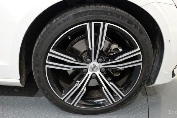 2021 Volvo S60 с пробегом 41 933 км