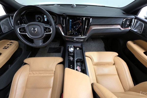 2021 Volvo S60 с пробегом 41 933 км