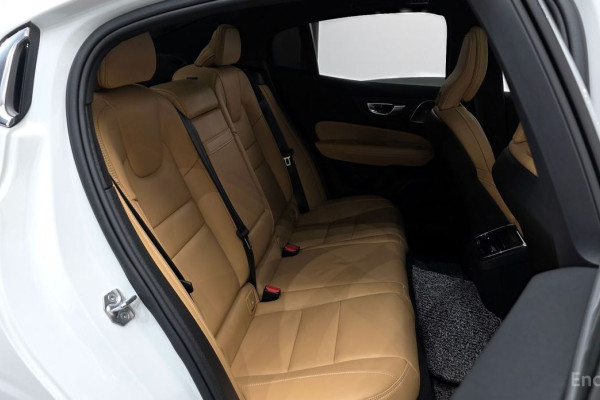 2021 Volvo S60 с пробегом 41 933 км