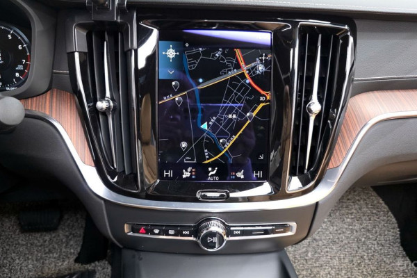 2021 Volvo S60 с пробегом 41 933 км