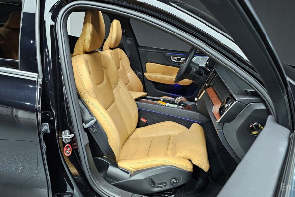 2022 Volvo S60 с пробегом 52 358 км