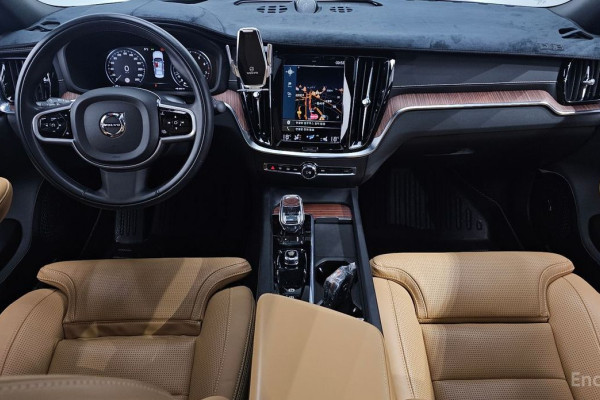 2021 Volvo S60 с пробегом 51 202 км