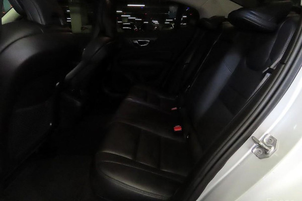 2021 Volvo S60 с пробегом 53 799 км