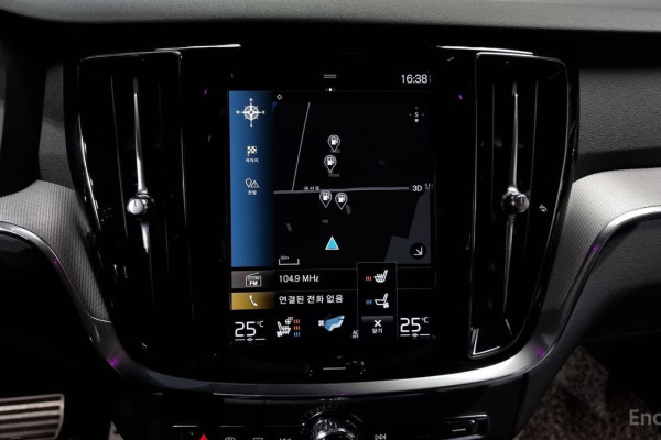 2022 Volvo S60 с пробегом 55 905 км