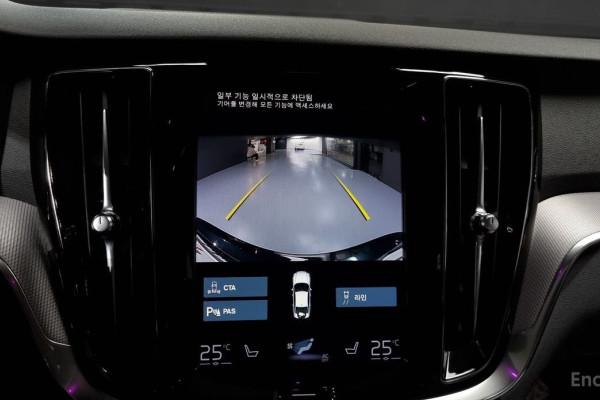 2022 Volvo S60 с пробегом 55 905 км