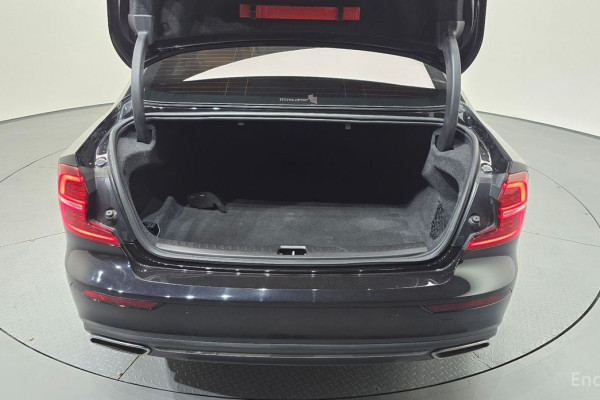 2021 Volvo S60 с пробегом 100 179 км