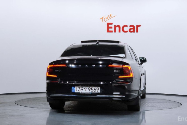 2022 Volvo S90 с пробегом 62 908 км