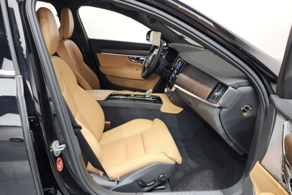 2022 Volvo S90 с пробегом 62 908 км