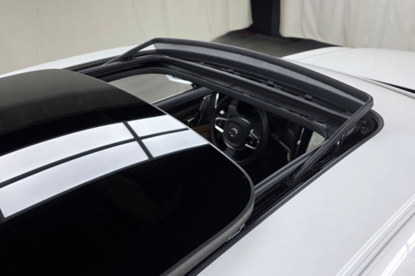 2022 Volvo S90 с пробегом 60 833 км