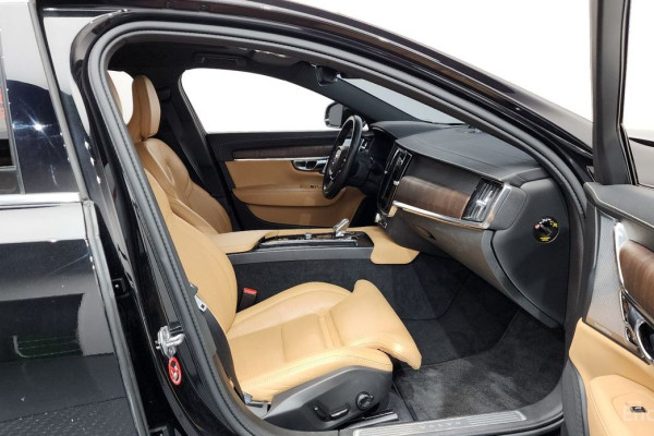 2021 Volvo S90 с пробегом 67 965 км