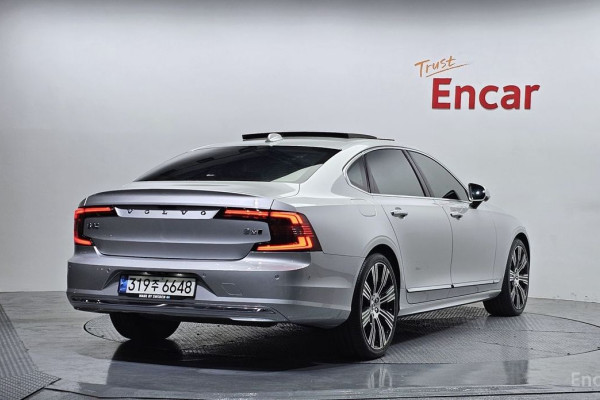 2022 Volvo S90 с пробегом 51 625 км