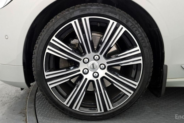 2021 Volvo S90 с пробегом 61 972 км