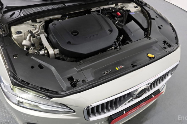 2021 Volvo S90 с пробегом 61 972 км