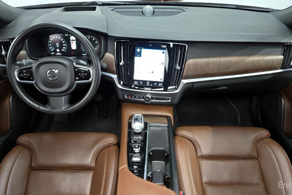 2021 Volvo S90 с пробегом 61 972 км