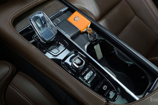 2021 Volvo S90 с пробегом 61 972 км