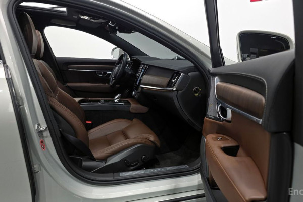 2021 Volvo S90 с пробегом 61 972 км