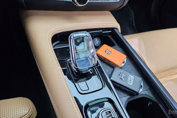 2022 Volvo S90 с пробегом 51 625 км