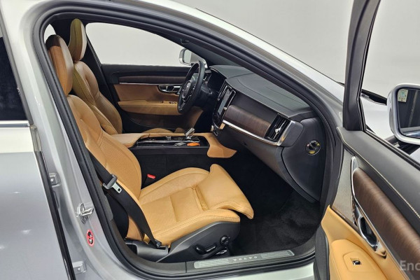 2022 Volvo S90 с пробегом 51 625 км