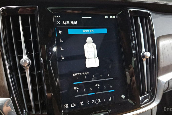 2022 Volvo S90 с пробегом 32 717 км