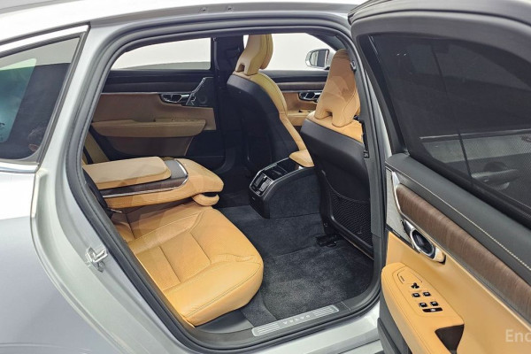 2022 Volvo S90 с пробегом 51 625 км