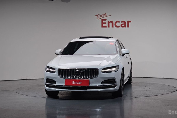 2022 Volvo S90 с пробегом 52 283 км