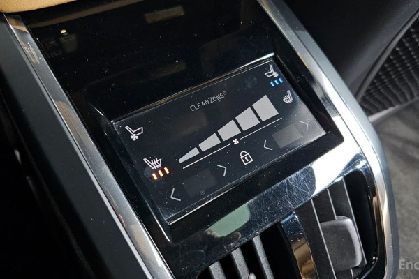 2022 Volvo S90 с пробегом 32 717 км