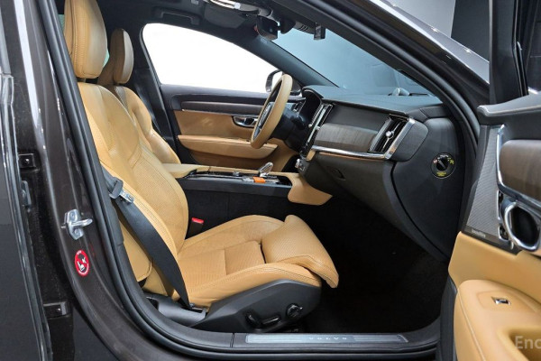 2022 Volvo S90 с пробегом 54 694 км