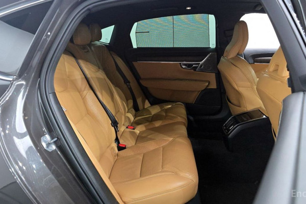 2022 Volvo S90 с пробегом 54 694 км