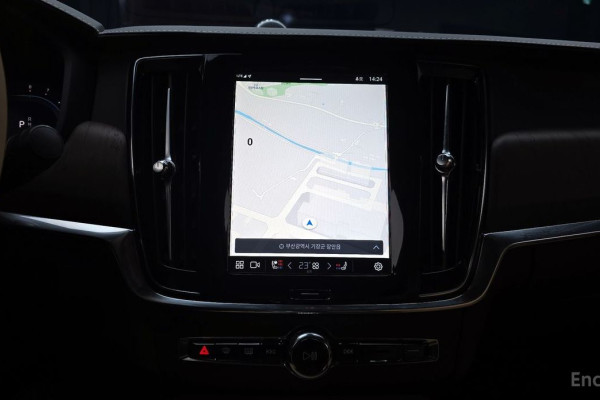 2022 Volvo S90 с пробегом 54 694 км