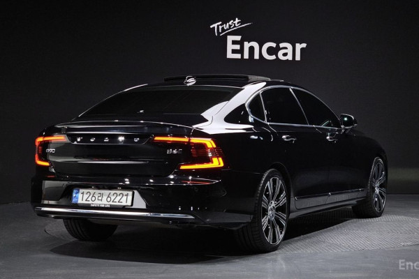 2023 Volvo S90 с пробегом 60 109 км