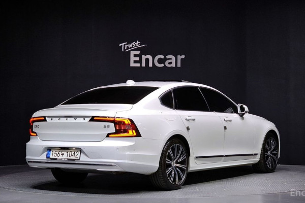 2021 Volvo S90 с пробегом 18 709 км