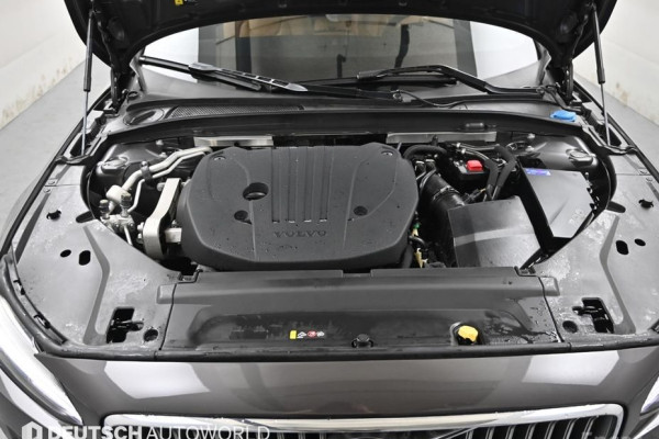 2021 Volvo S90 с пробегом 49 415 км